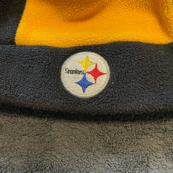 Pittsburgh Steelers black and yellow Toddler one size fits all winter hat - Picture 2 of 5